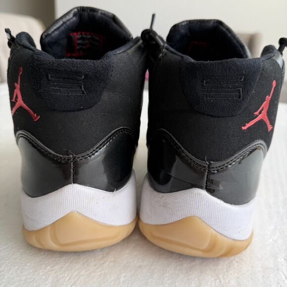 Size 11 Air Jordan 11 Retro 2008 Black Outsole Gum 136046-068 No Box - Picture 5 of 13